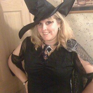 Meet your Posher, Cheri